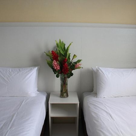 Central Bay Motel 维拉港 外观 照片